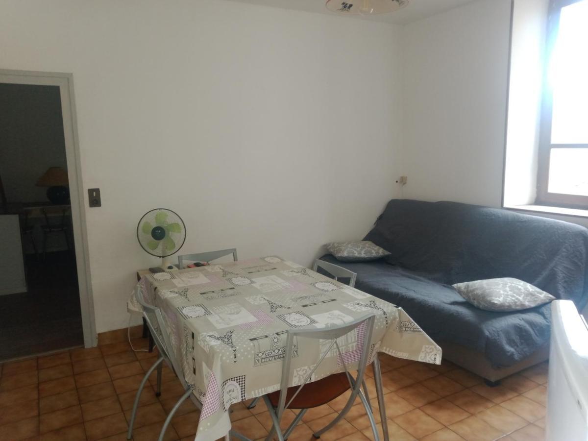 Appartement Du Jardin Saint-Affrique Exterior foto