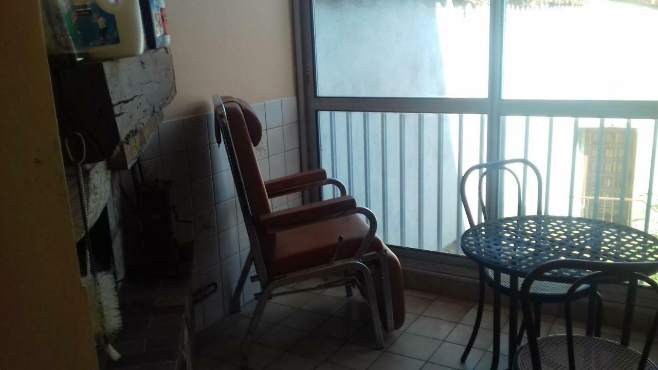 Appartement Du Jardin Saint-Affrique Exterior foto